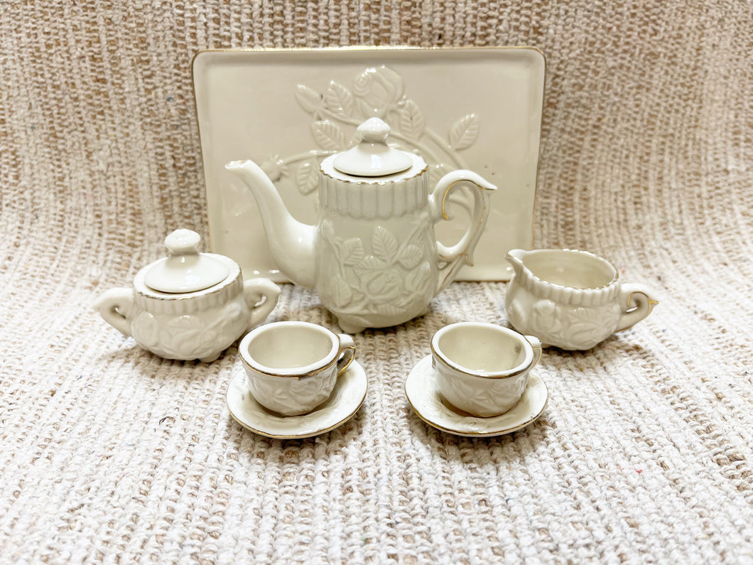 Preloved/Vintage - White Tea Set