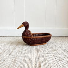 Load image into Gallery viewer, Wicker Duck Basket