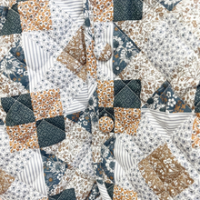 Load image into Gallery viewer, Patchwork Quilted Jacket