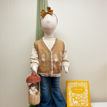 Load image into Gallery viewer, Sweater Vest with Floral Embroidery