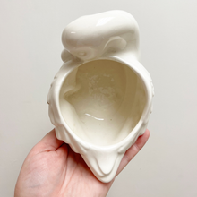 Load image into Gallery viewer, Ceramic Mama Goose and Babies Planter - Preloved/Vintage Collection